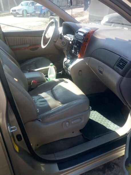 Toyota Sienna II (XL20) · Рестайлинг, 7 мест, 2006 г.