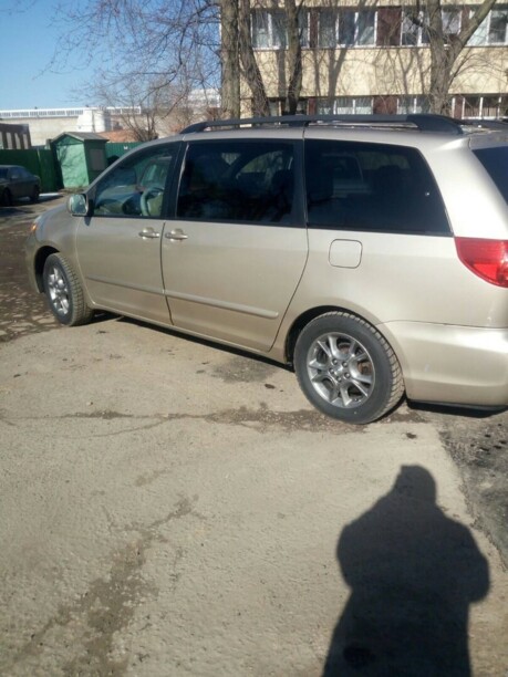 Toyota Sienna II (XL20) · Рестайлинг, 7 мест, 2006 г.