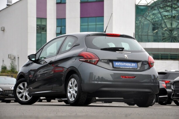 Peugeot 208 I · Рестайлинг, 2016 г.