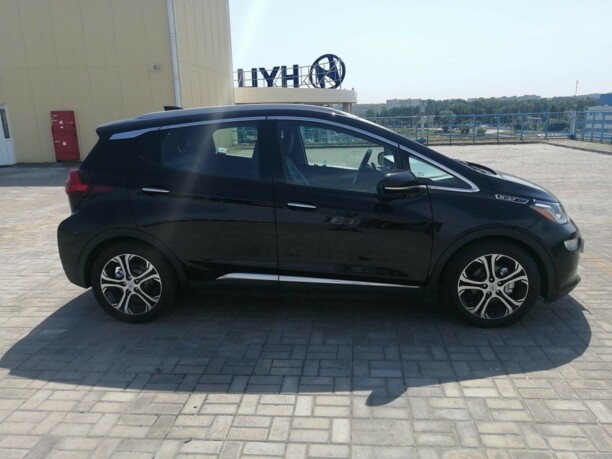 Chevrolet Bolt, 2017 г.