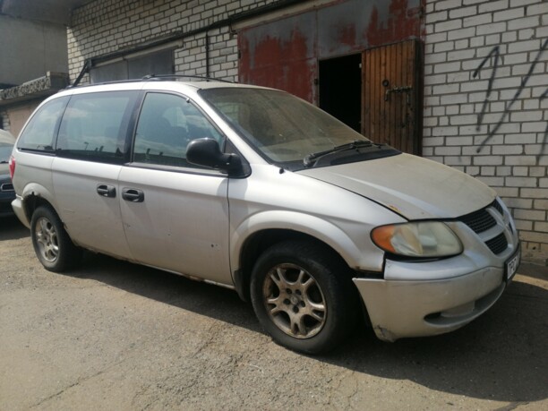 Dodge Caravan IV, 7 мест, 2001 г.