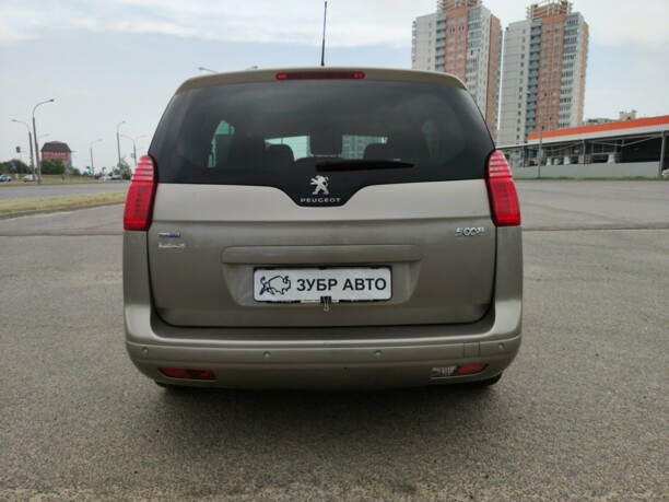 Peugeot 5008 I · Рестайлинг, 7 мест, 2015 г.