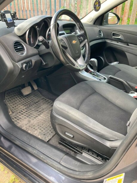 Chevrolet Cruze J300, 2011 г.