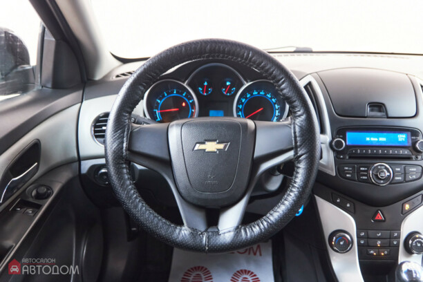 Chevrolet Cruze J300 · Рестайлинг, 2013 г.