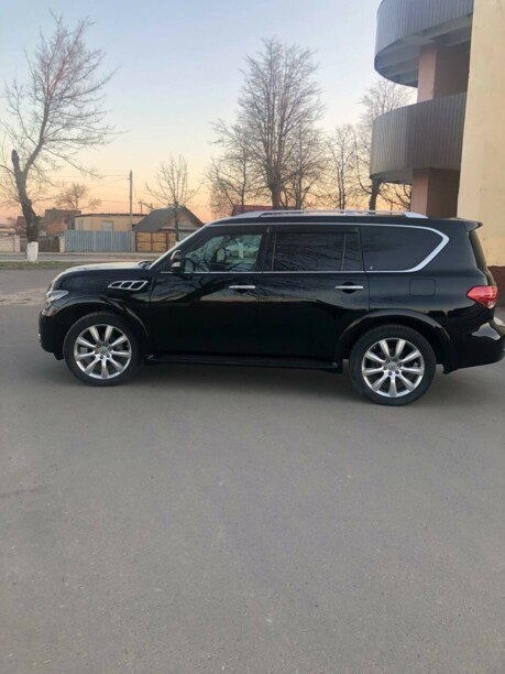 Infiniti QX56 II, 7 мест, 2013 г.