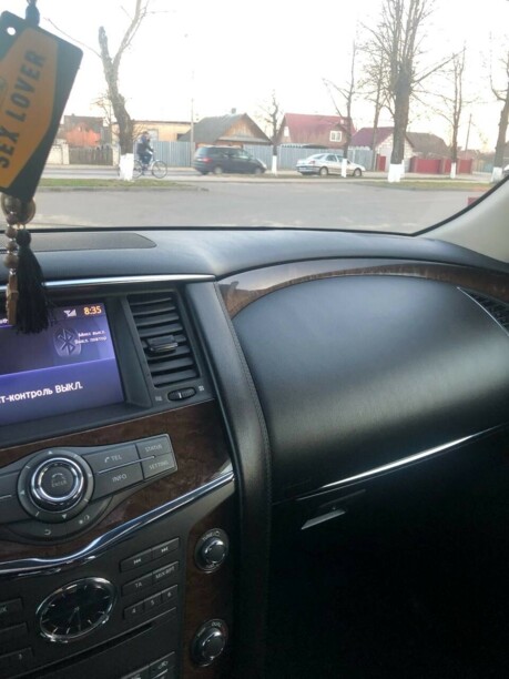 Infiniti QX56 II, 7 мест, 2013 г.