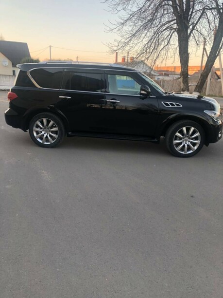 Infiniti QX56 II, 7 мест, 2013 г.