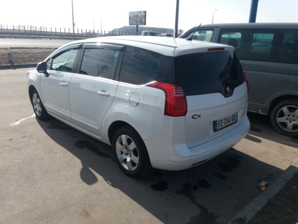 Peugeot 5008 I · Рестайлинг, 7 мест, 2016 г.