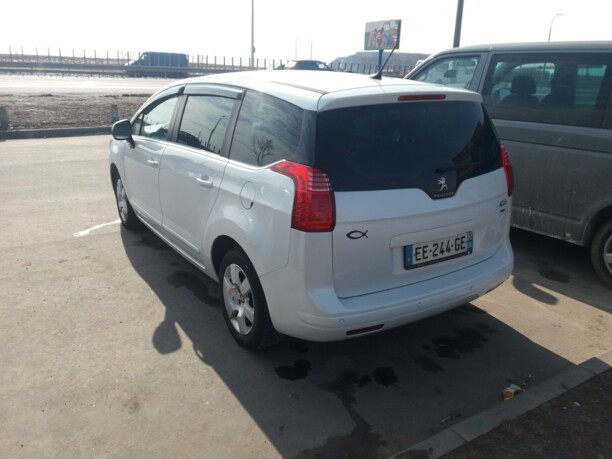 Peugeot 5008 I · Рестайлинг, 7 мест, 2016 г.