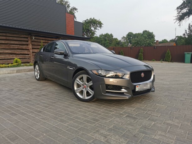 Jaguar XE, 2016 г.