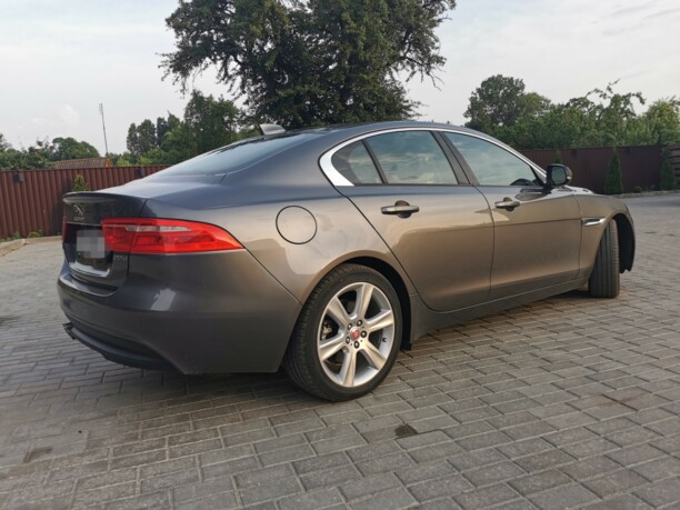 Jaguar XE, 2016 г.