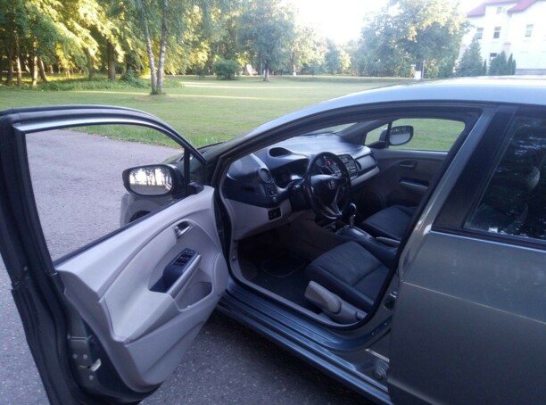 Honda Insight II, 2010 г.