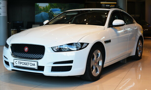 Jaguar XE, 2017 г.