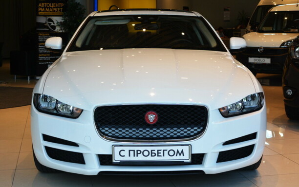 Jaguar XE, 2017 г.