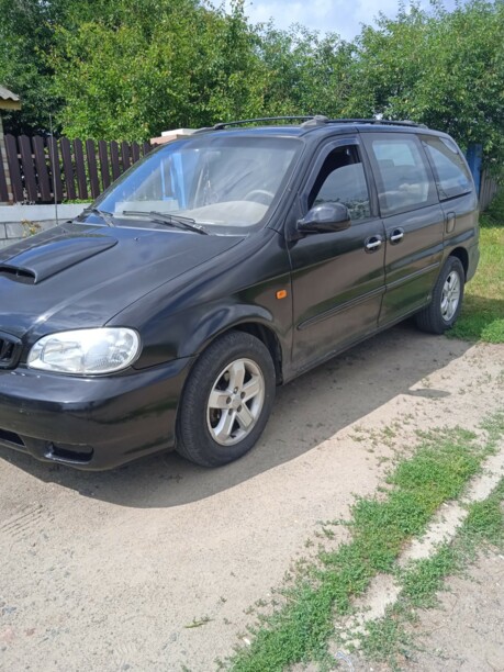 Kia Carnival I, 7 мест, 2000 г.