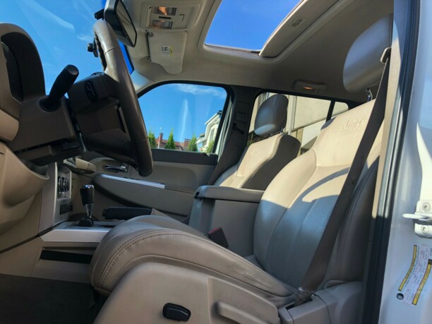 Jeep Cherokee KK, 2010 г.