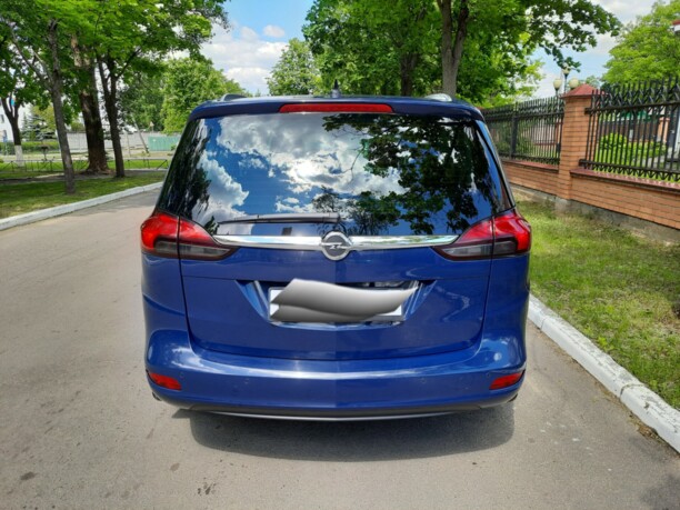 Opel Zafira C, 7 мест, 2015 г.