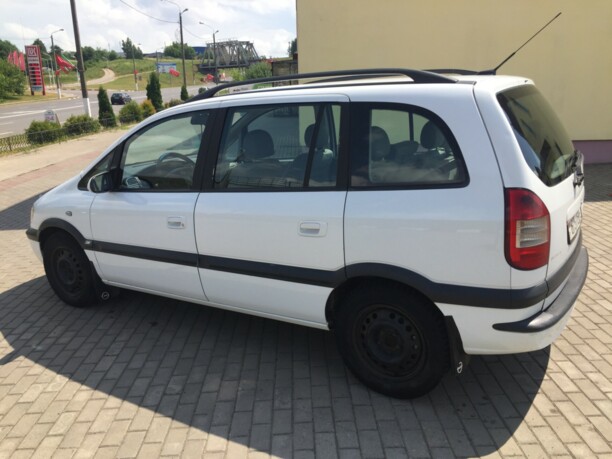 Opel Zafira A, 7 мест, 2003 г.