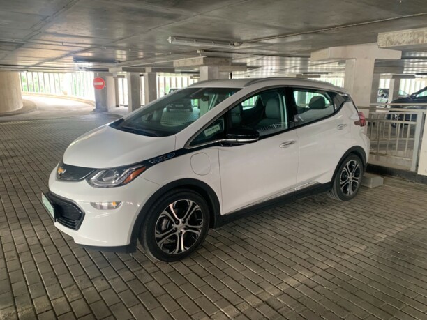 Chevrolet Bolt, 2017 г.