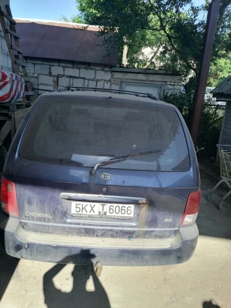 Kia Carnival I, 7 мест, 2001 г.