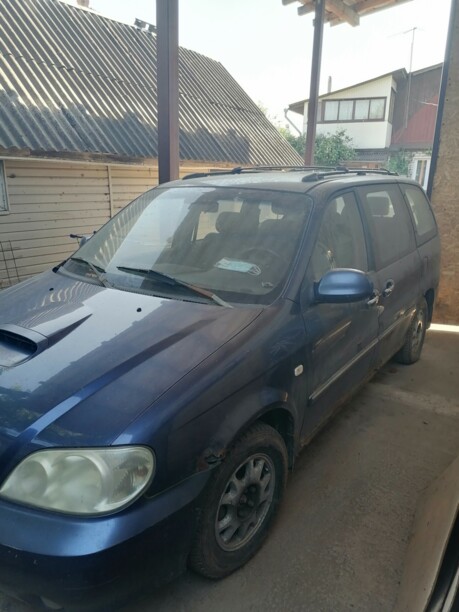 Kia Carnival I, 7 мест, 2001 г.