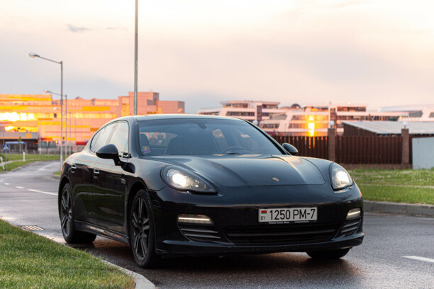 Porsche Panamera 970, 2010 г.