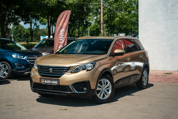 Peugeot 5008 II, 7 мест, 2017 г.