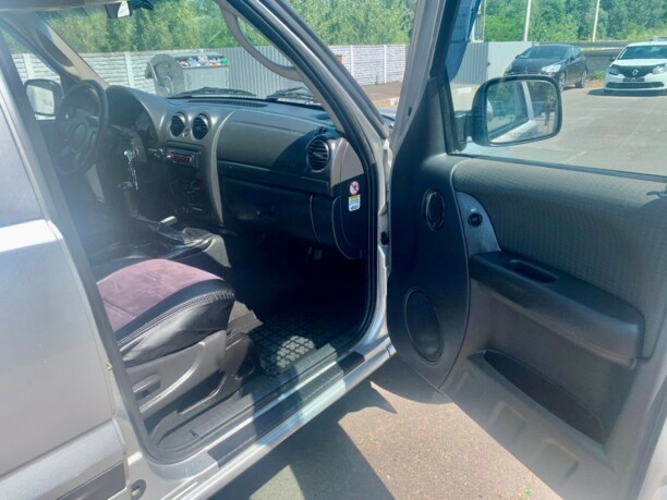Jeep Cherokee KJ, 2003 г.