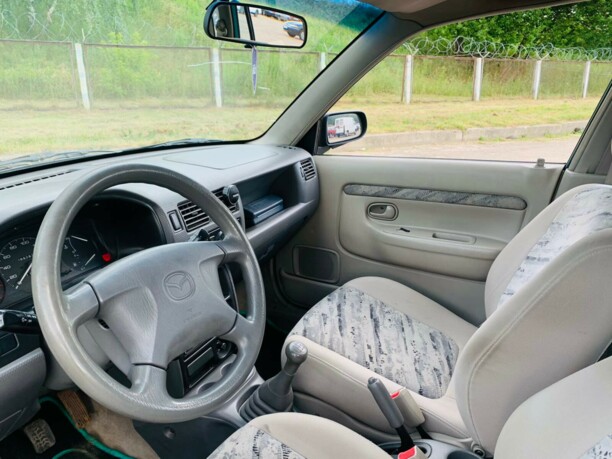 Mazda Demio DW, 2000 г.