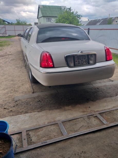 Lincoln Town Car III, 2000 г.