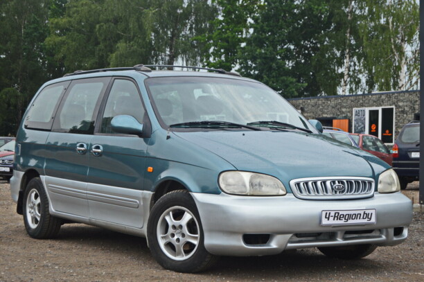 Kia Carnival I, 7 мест, 2000 г.