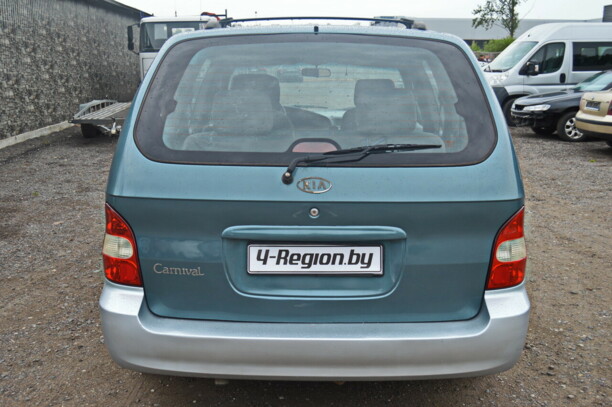 Kia Carnival I, 7 мест, 2000 г.