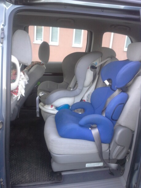 Kia Carnival II, 7 мест, 2007 г.