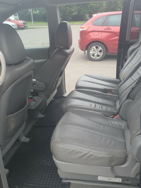 Kia Carnival II, 7 мест, 2007 г.