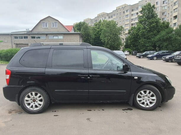 Kia Carnival II, 7 мест, 2007 г.