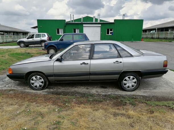 Audi 100 С3, 1982 г.