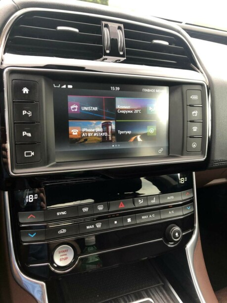 Jaguar XE, 2015 г.