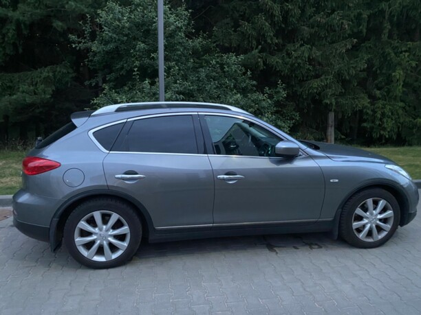 Infiniti EX, 2011 г.