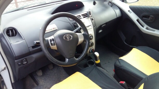 Toyota Yaris II (XP9), 2006 г.