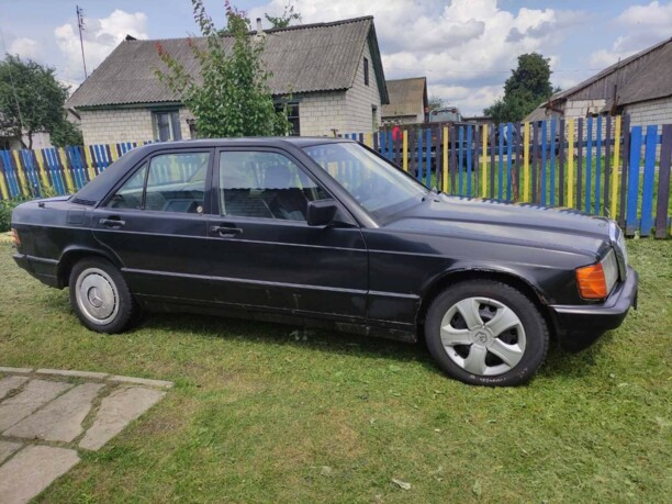 Mercedes-Benz 190 (W201), 1985 г.