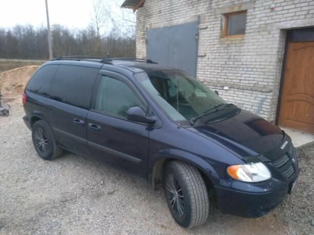 Dodge Caravan IV, 7 мест, 2005 г.