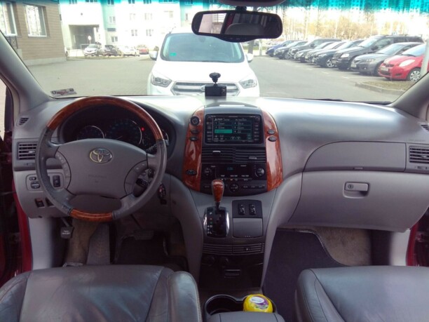 Toyota Sienna II (XL20) · Рестайлинг, 7 мест, 2006 г.