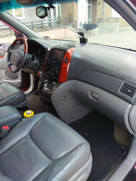 Toyota Sienna II (XL20) · Рестайлинг, 7 мест, 2006 г.