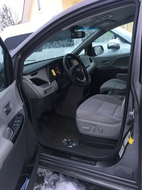 Toyota Sienna III (XL30), 7 мест, 2016 г.