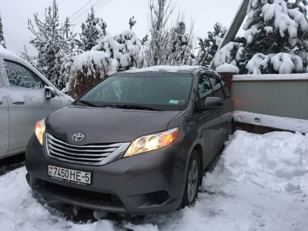 Toyota Sienna III (XL30), 7 мест, 2016 г.