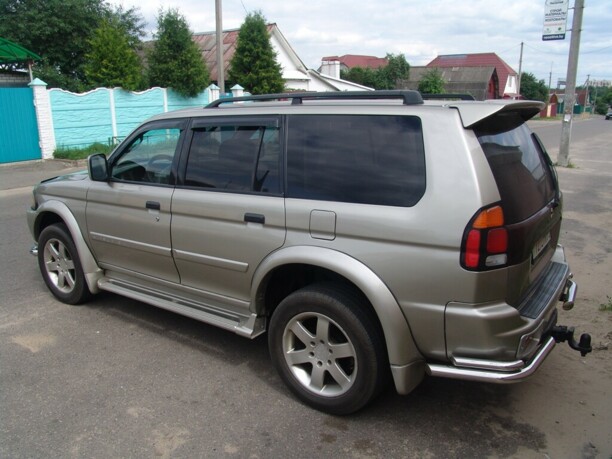 Mitsubishi Montero Sport, 2000 г.