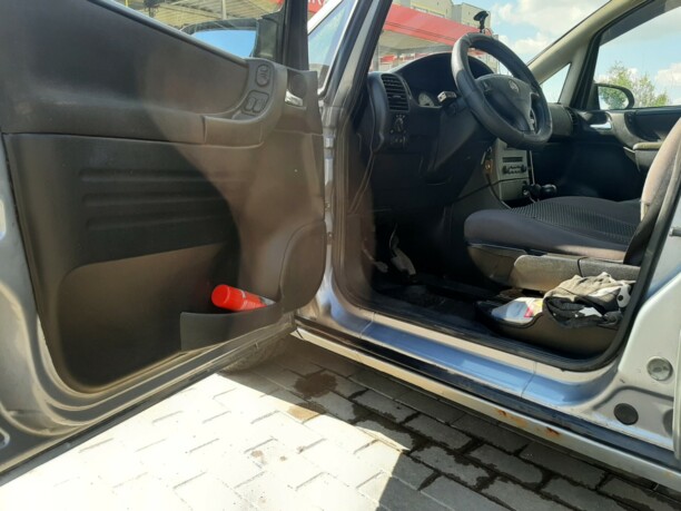 Opel Zafira A · Рестайлинг, 7 мест, 2004 г.