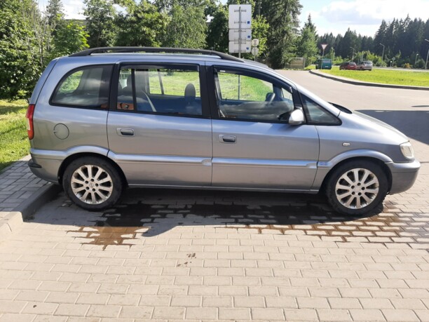 Opel Zafira A · Рестайлинг, 7 мест, 2004 г.