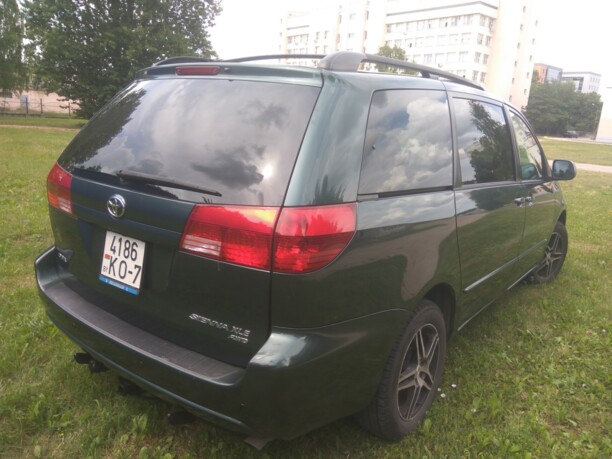 Toyota Sienna II (XL20), 7 мест, 2004 г.