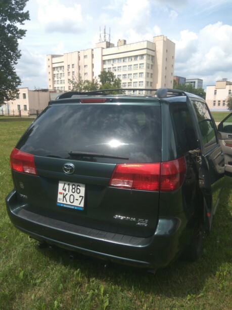 Toyota Sienna II (XL20), 7 мест, 2004 г.